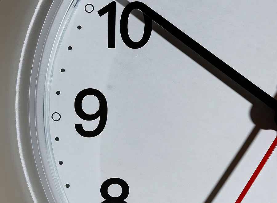 #INFOLEADERS EN. TASKS YOU DO EVERY DAY THAT WASTE TIME AND COST YOUR BUSINESS MONEY